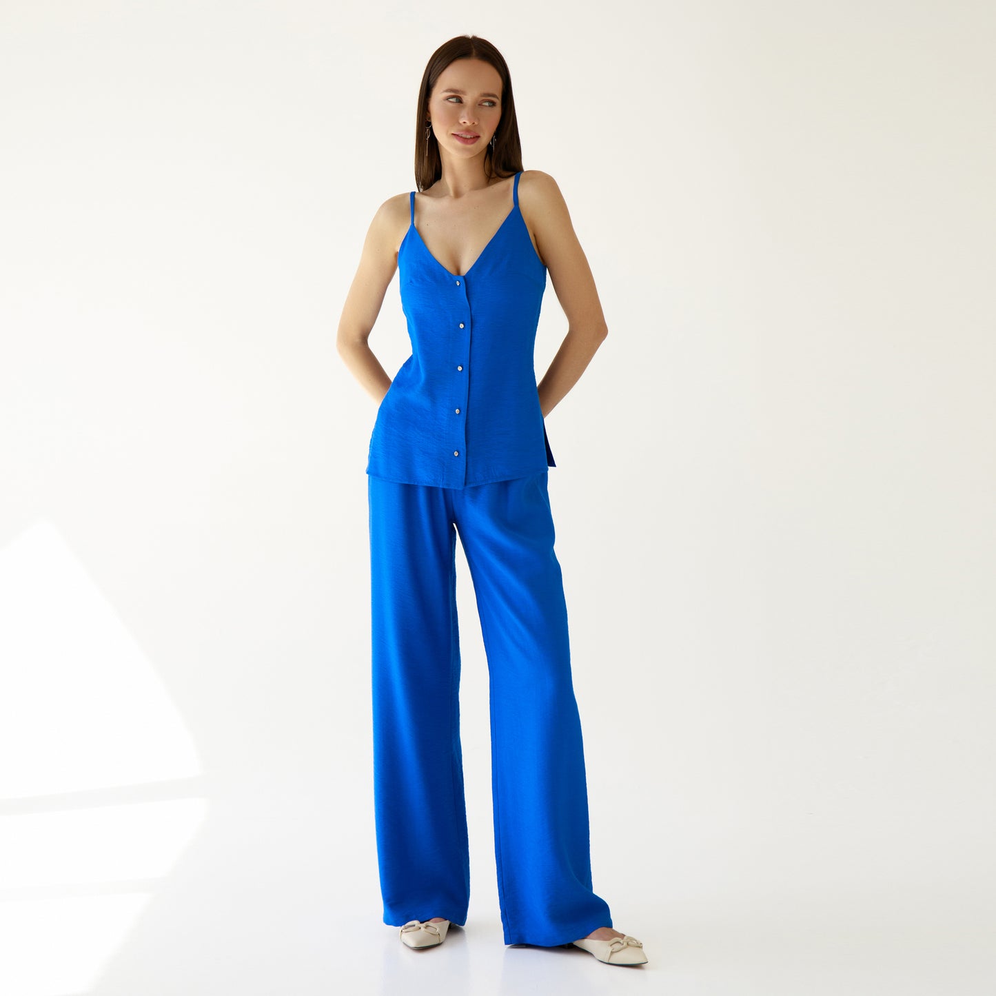 Royal blue pants with an elastic band