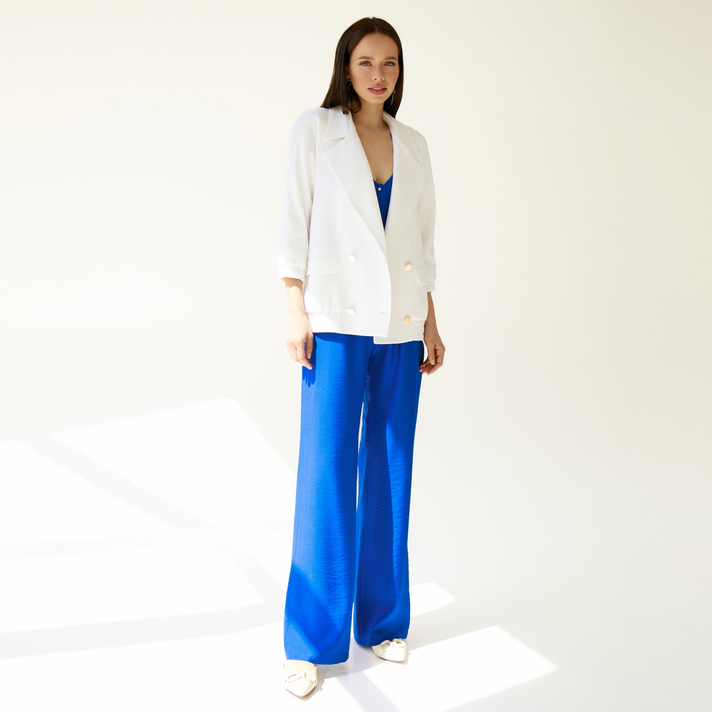 Royal blue pants with an elastic band