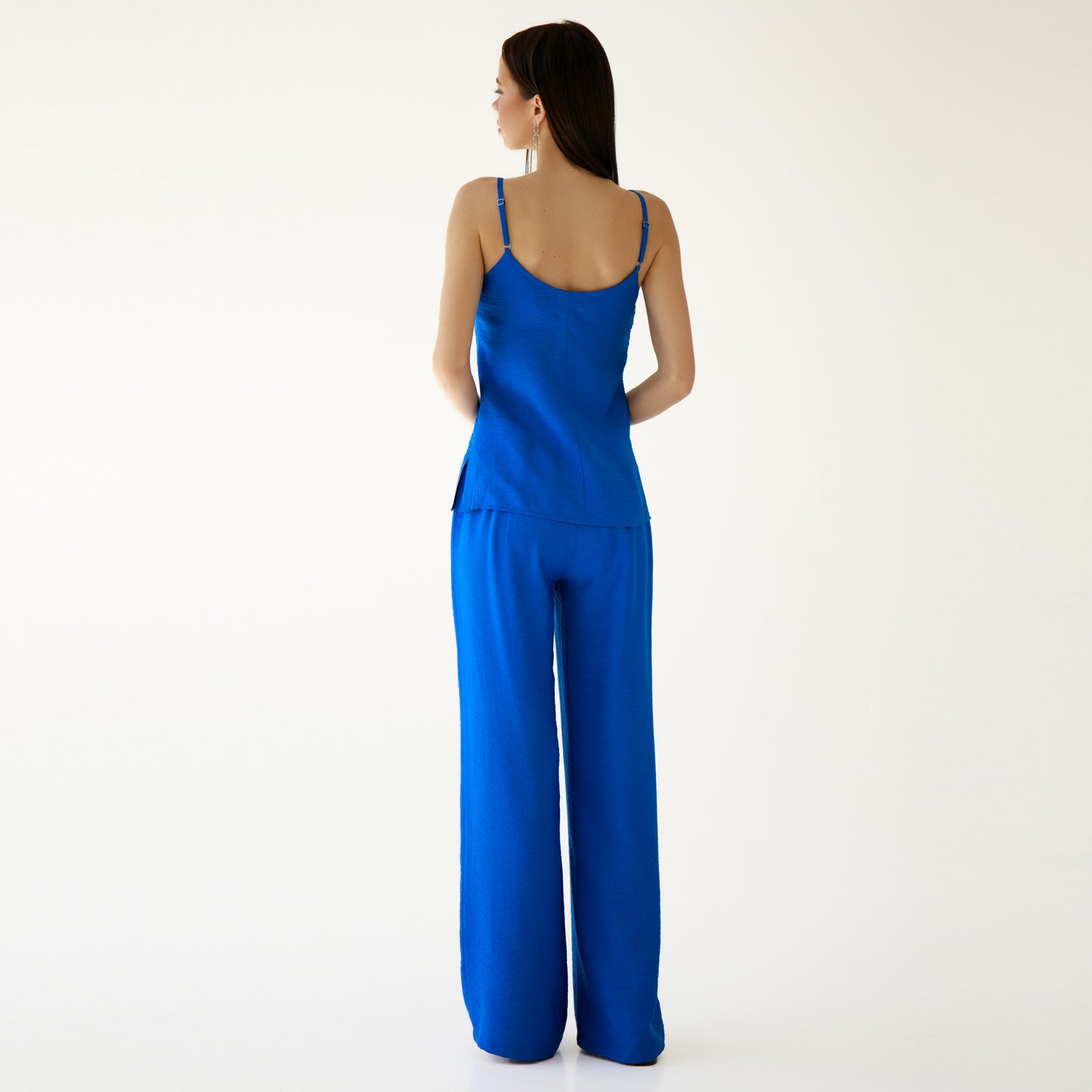 Royal blue pants with an elastic band
