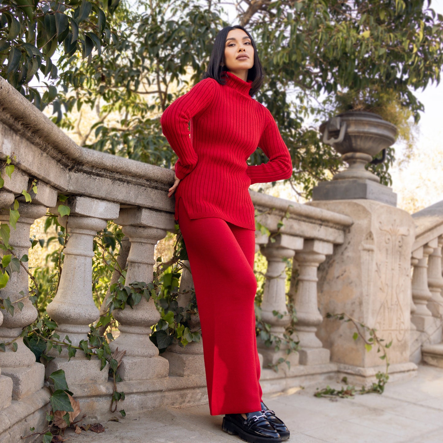 Red Cotton Sweater with Collar