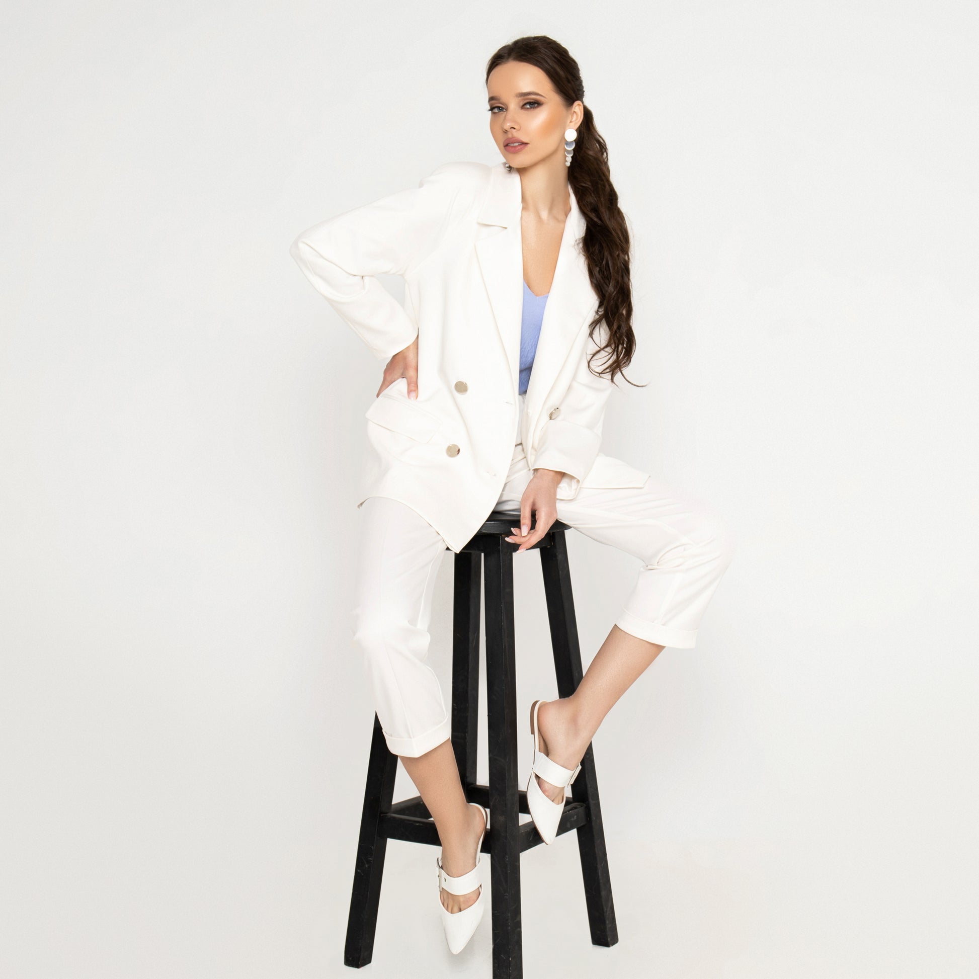 White Elegant Pant Suit