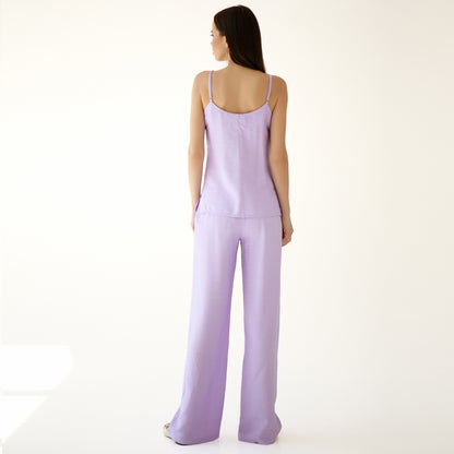 Lilac pants with an elastic band