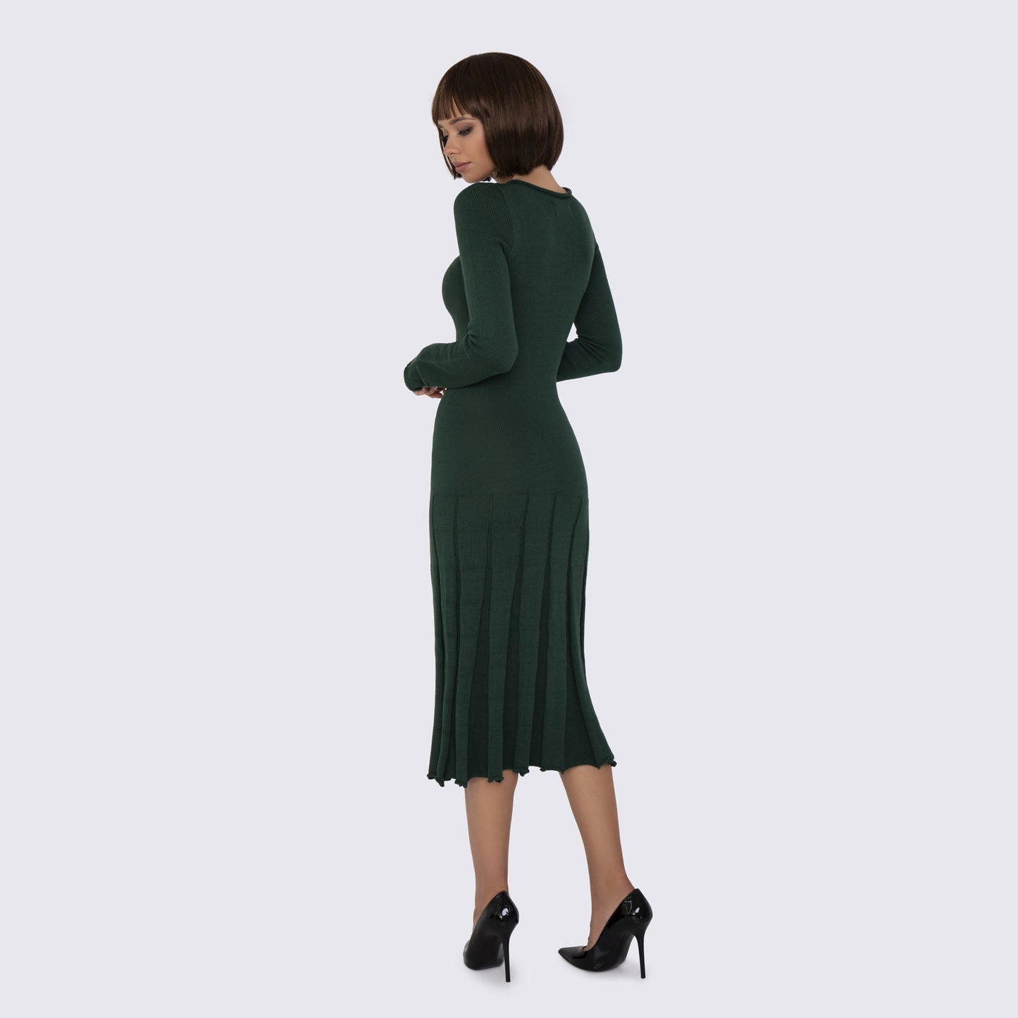 Green knitted midi dress