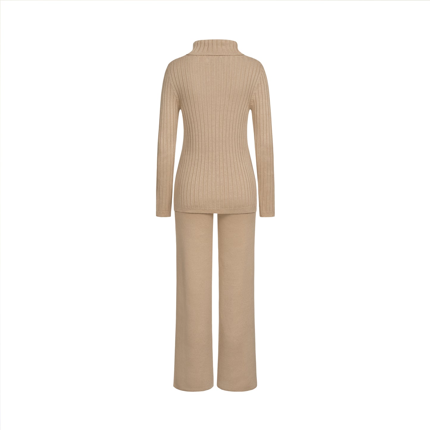 Beige knitted pants with pockets