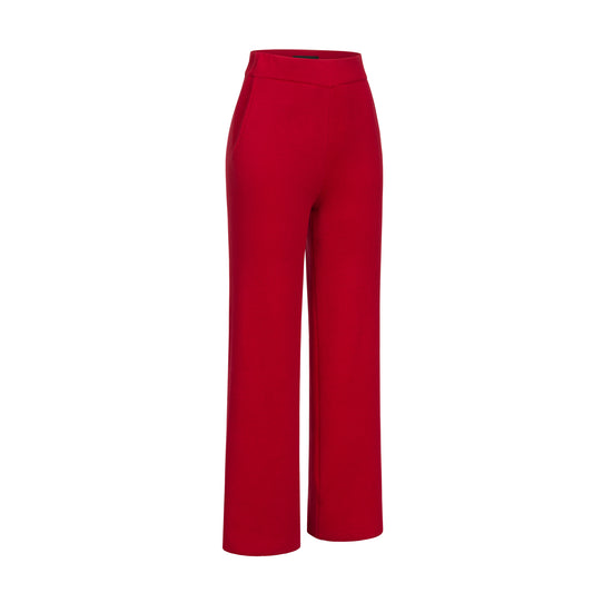 Red knitted pants with pockets