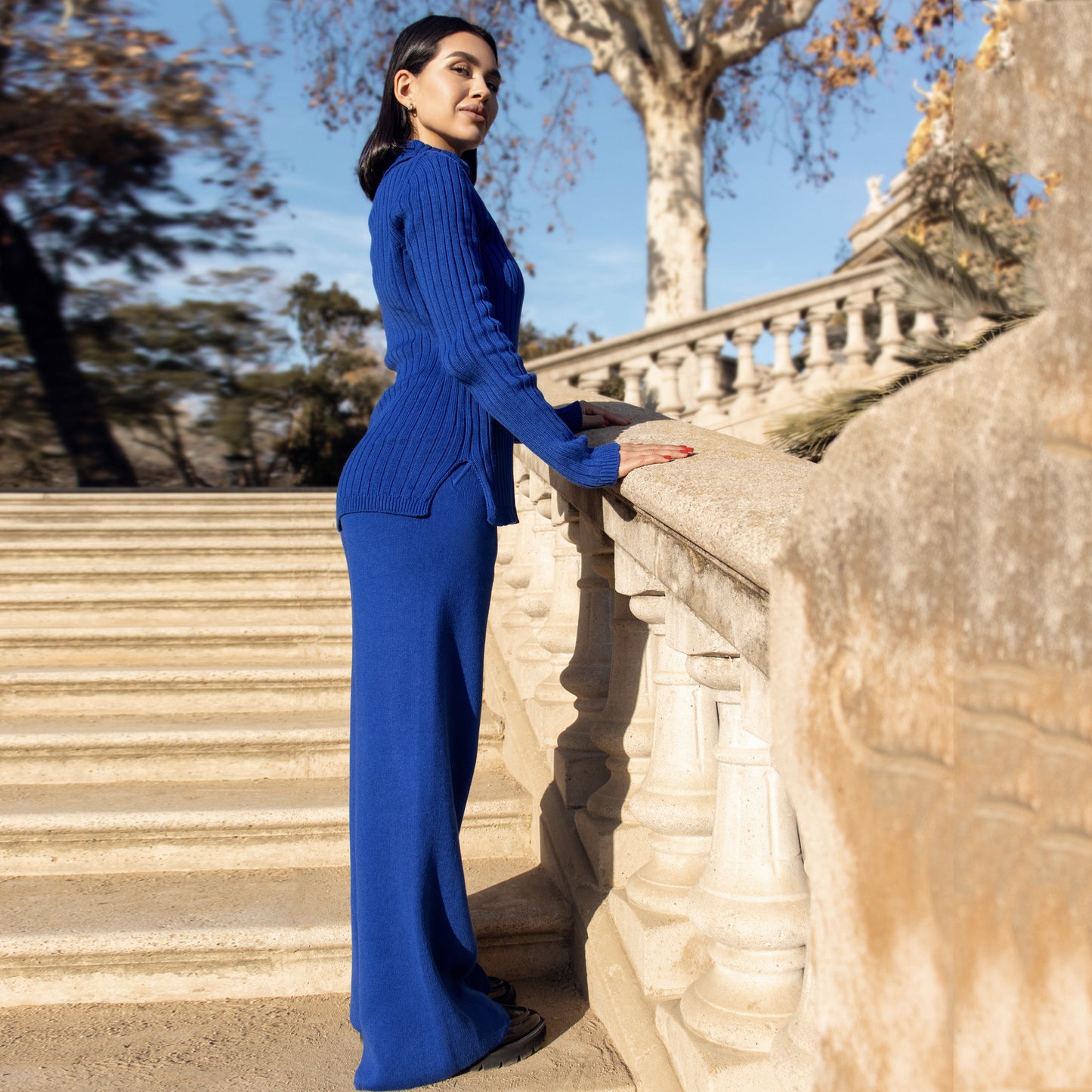 Traje de punto azul 